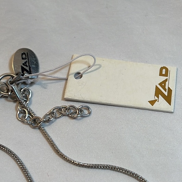 ZAD Silver Tone Long Necklace w Extension Chain NWT - Picture 7 of 7